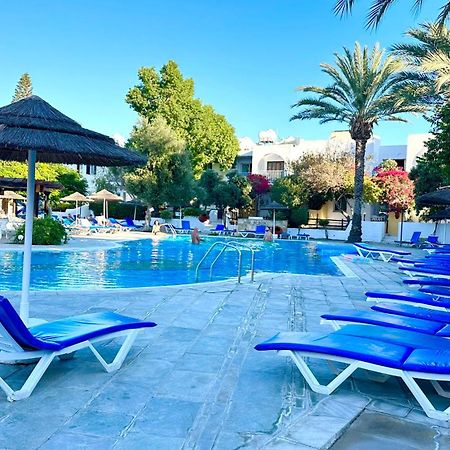 Paphos Gardens Studio Suite Ngoại thất bức ảnh