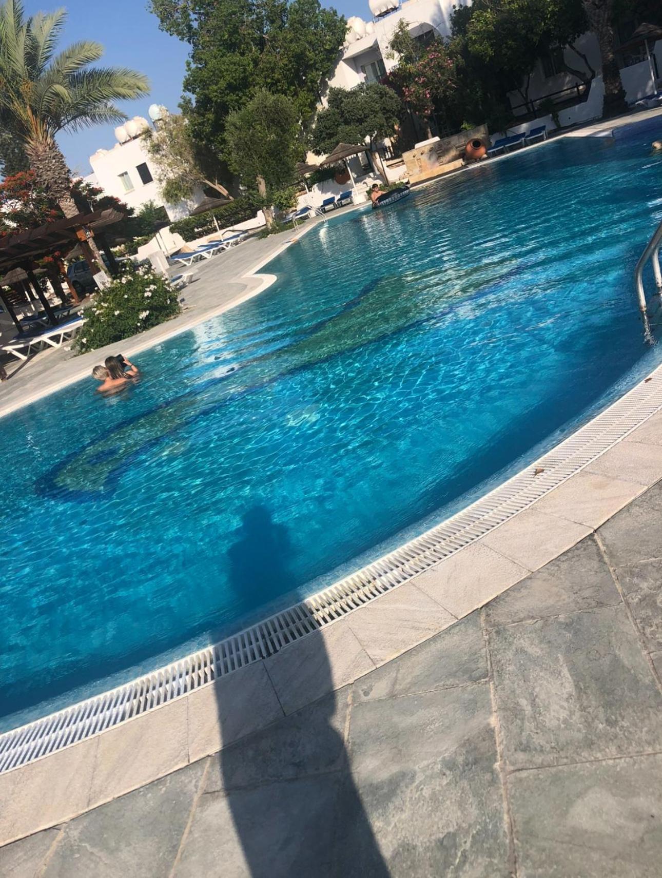 Paphos Gardens Studio Suite Ngoại thất bức ảnh