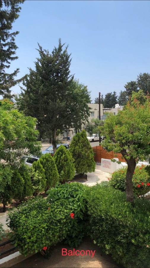Paphos Gardens Studio Suite Ngoại thất bức ảnh
